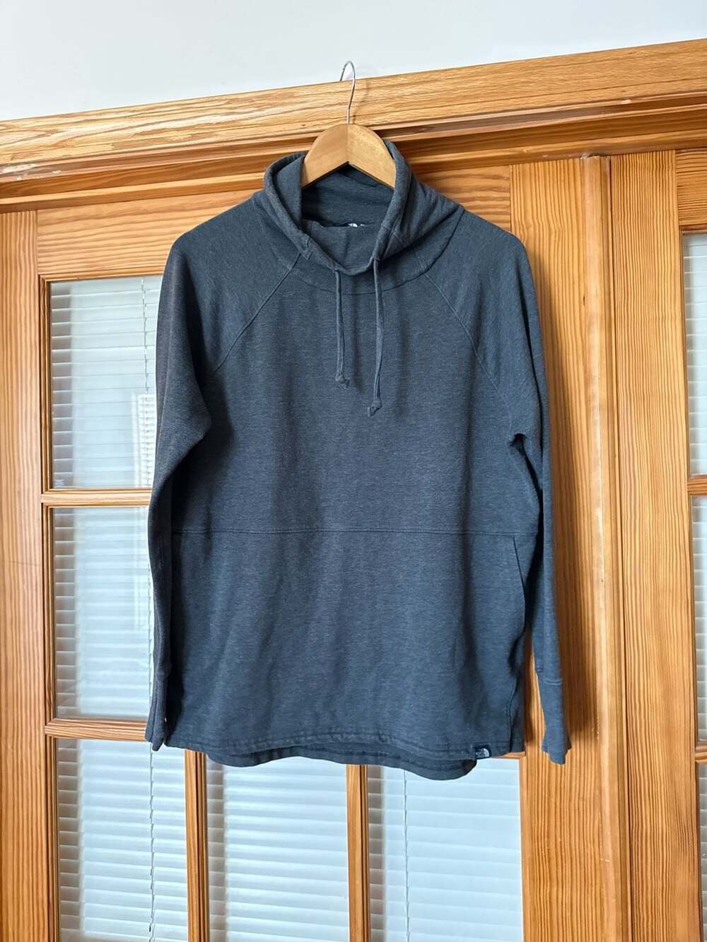 The North Face Women's Lanna Pullover Hoodie Mock Cowl Neck Charcoal Gray Size L